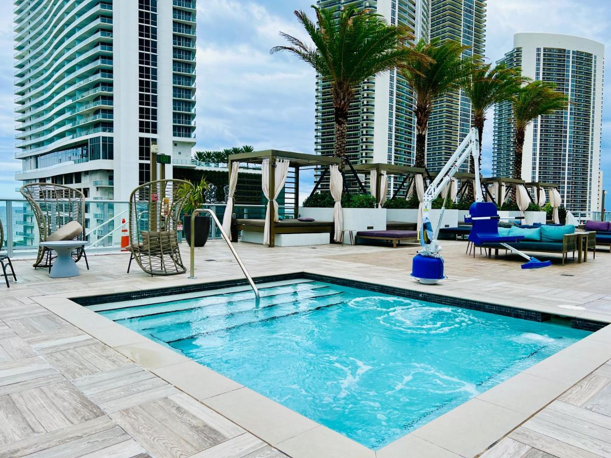 Hyde Beach House Three-Bedroom, Waterfront, Ocean And Intercostal View, Rooftop Pool, 5 Min Walk To Beach 好莱坞 外观 照片
